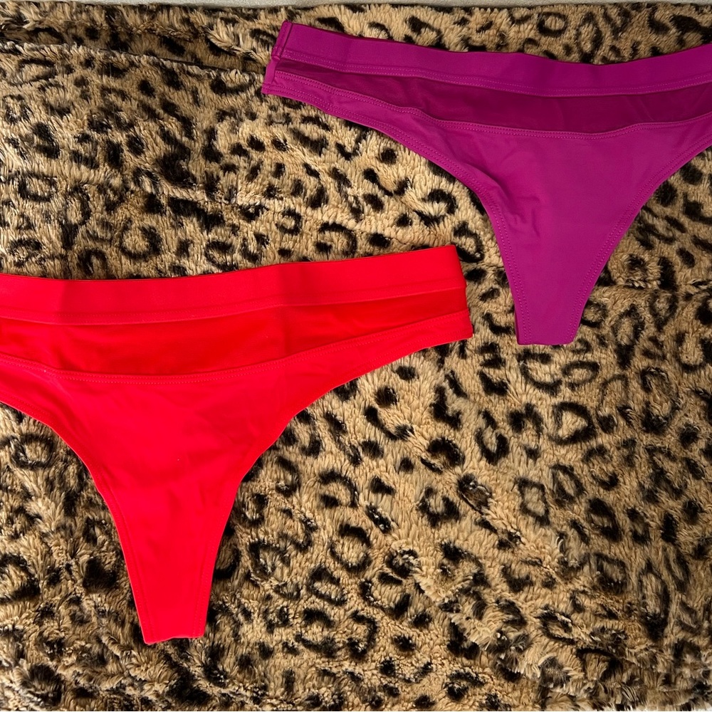 Parade Mesh Thongs